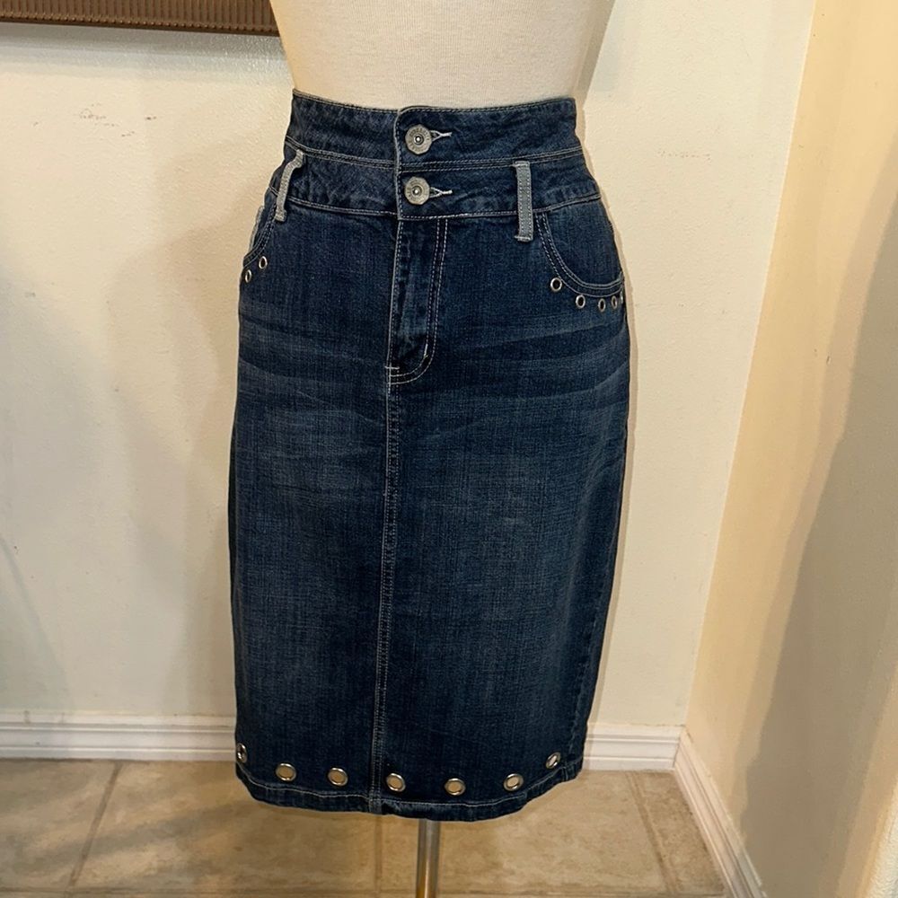 HYDRAULIC Skirt Tribeca Mid-Rise Denim w/ Grommet Detailing Size 10